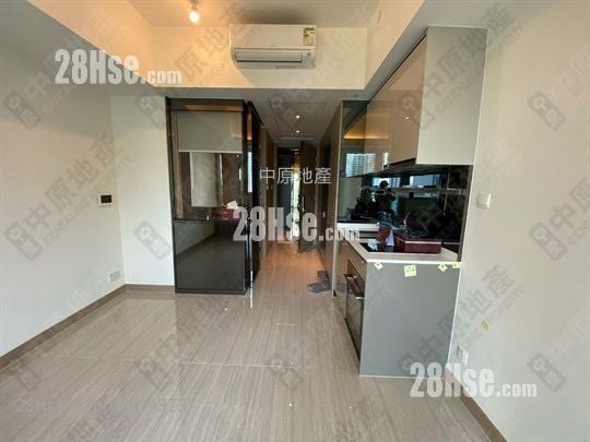 Cullinan West Sell Studio , 1 Bathroom 267 ft² Cullinan West Sell Studio , 1 Bathroom 267 ft²