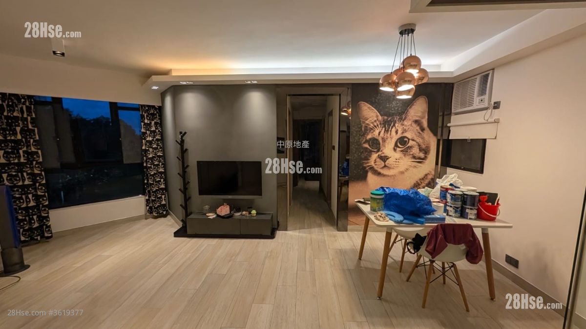 Park Royale Sell 3 Bedrooms 553 ft² Park Royale Sell 3 Bedrooms 553 ft²