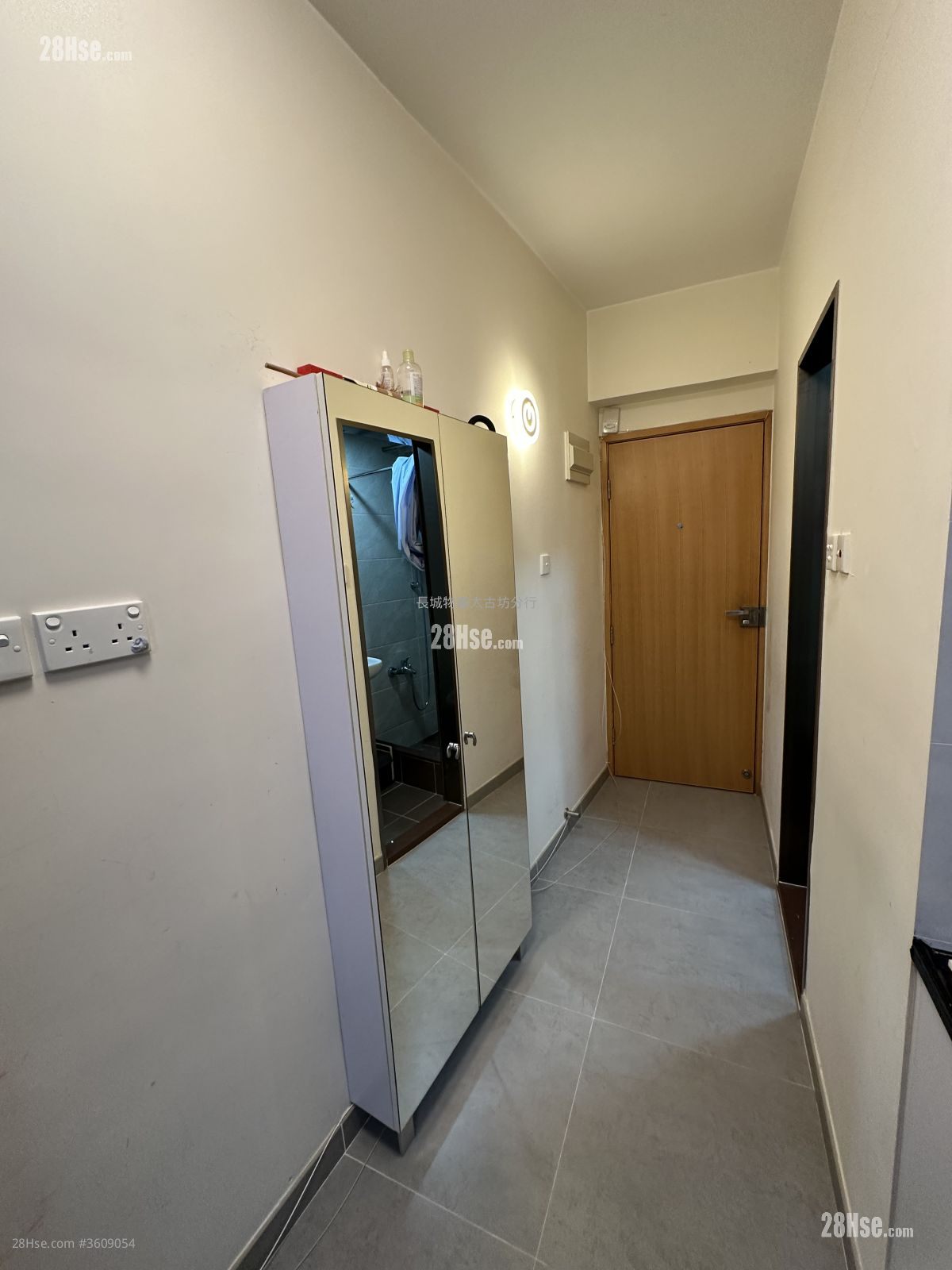 Chung Hing Mansion Rental 2 Bedrooms , 2 Bathrooms 361 ft² Chung Hing Mansion Rental 2 Bedrooms , 2 Bathrooms 361 ft²