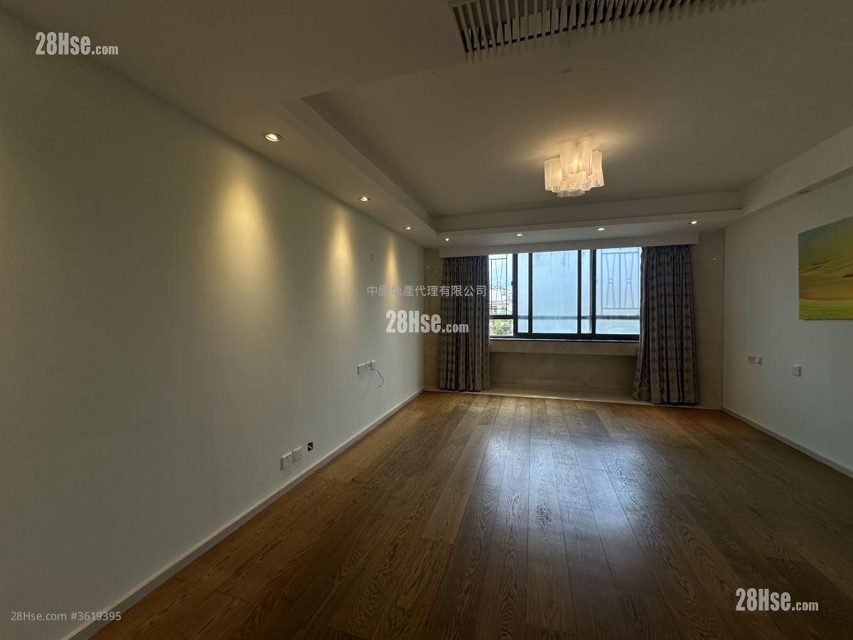 Sunderland Estate Sell 4 Bedrooms , 5+ Bathrooms 2,355 ft² Sunderland Estate Sell 4 Bedrooms , 5+ Bathrooms 2,355 ft²