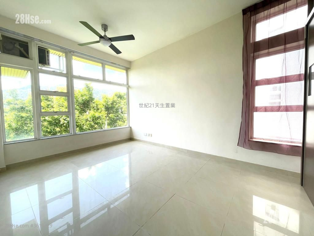 漣山 售盤 3 房 , 2 浴室 873 平方呎 漣山 售盤 3 房 , 2 浴室 873 平方呎