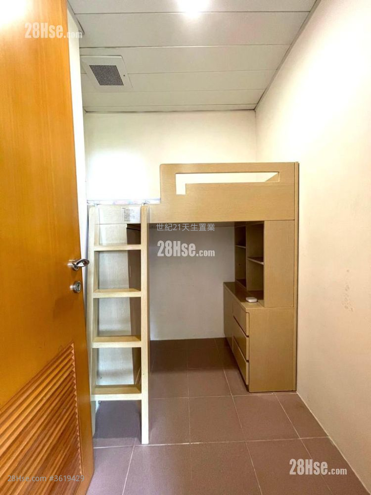 漣山 售盤 3 房 , 2 浴室 873 平方呎 漣山 售盤 3 房 , 2 浴室 873 平方呎