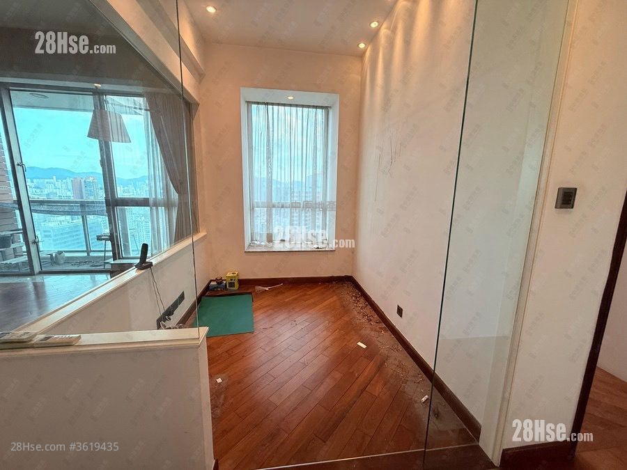 The Hermitage Sell 4 Bedrooms , 2 Bathrooms 1,103 ft² The Hermitage Sell 4 Bedrooms , 2 Bathrooms 1,103 ft²