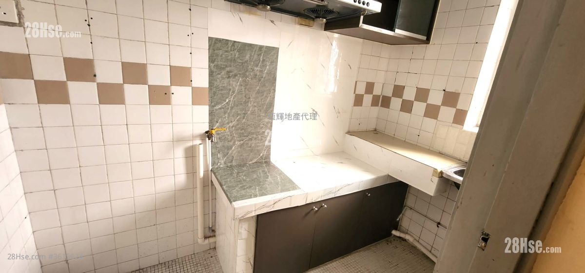 永發大樓 租盤 2 房 , 1 浴室 447 平方呎 永發大樓 租盤 2 房 , 1 浴室 447 平方呎