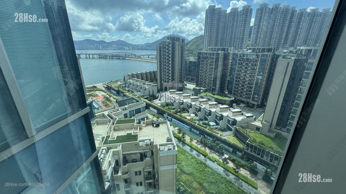 Corinthia By The Sea Rental 3 Bedrooms , 2 Bathrooms 764 ft²