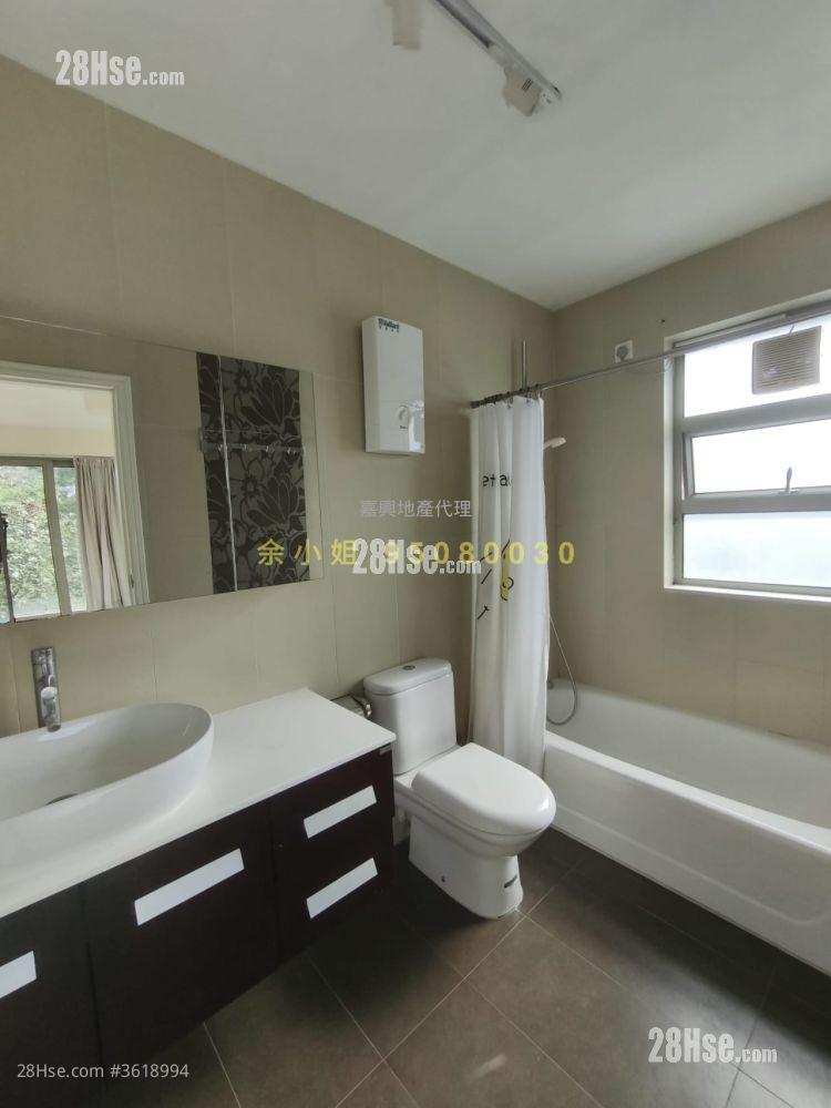 Ma On Shan Village Sell 4 Bedrooms , 4 Bathrooms Ma On Shan Village Sell 4 Bedrooms , 4 Bathrooms