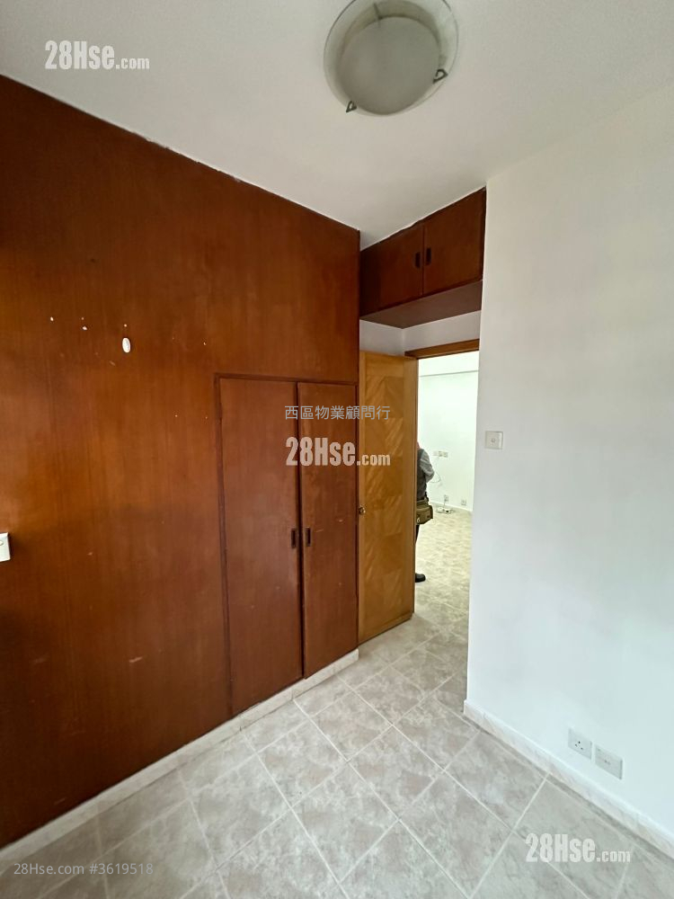 Kwan Yick Building Phase 3 Sell 2 Bedrooms , 1 Bathroom 393 ft² Kwan Yick Building Phase 3 Sell 2 Bedrooms , 1 Bathroom 393 ft²