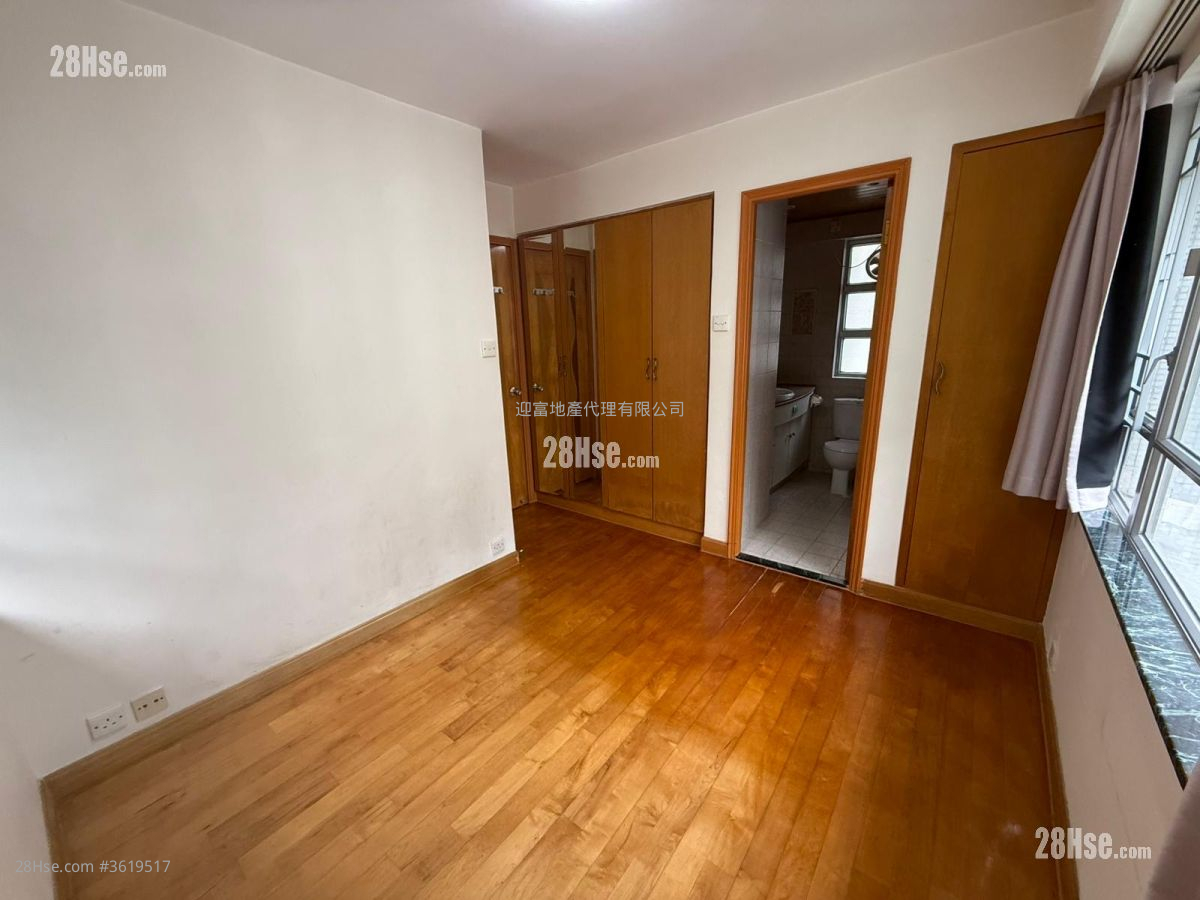 Whampoa Garden Rental 3 Bedrooms , 2 Bathrooms 617 ft² Whampoa Garden Rental 3 Bedrooms , 2 Bathrooms 617 ft²