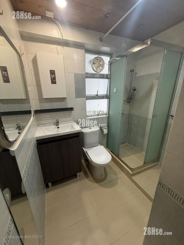 Whampoa Garden Rental 3 Bedrooms , 2 Bathrooms 617 ft² Whampoa Garden Rental 3 Bedrooms , 2 Bathrooms 617 ft²