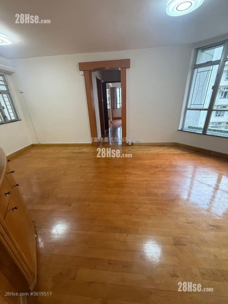 Whampoa Garden Rental 3 Bedrooms , 2 Bathrooms 617 ft² Whampoa Garden Rental 3 Bedrooms , 2 Bathrooms 617 ft²