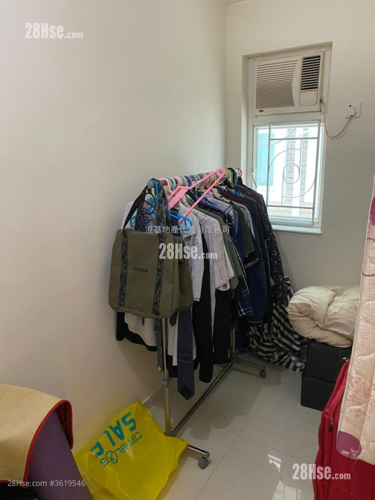 Tso Wo Hang Rental 3 Bedrooms , 1 Bathroom 630 ft² Tso Wo Hang Rental 3 Bedrooms , 1 Bathroom 630 ft²