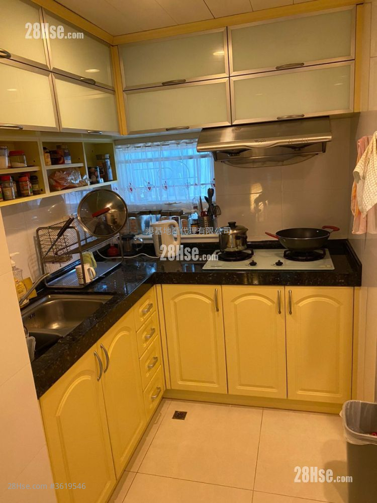 Tso Wo Hang Rental 3 Bedrooms , 1 Bathroom 630 ft² Tso Wo Hang Rental 3 Bedrooms , 1 Bathroom 630 ft²