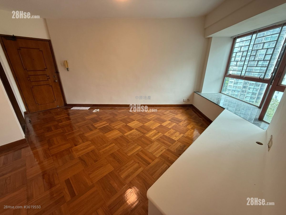 Greenpark Villa Sell 3 Bedrooms 716 ft² Greenpark Villa Sell 3 Bedrooms 716 ft²