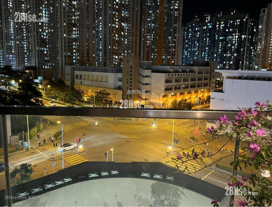 Twin Peaks Sell 2 Bedrooms 441 ft² Twin Peaks Sell 2 Bedrooms 441 ft²