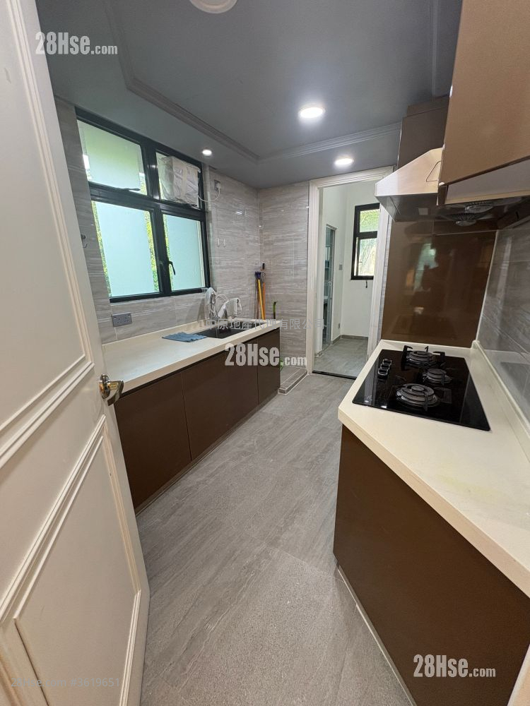 Constellation Cove Sell 3 Bedrooms 1,089 ft² Constellation Cove Sell 3 Bedrooms 1,089 ft²