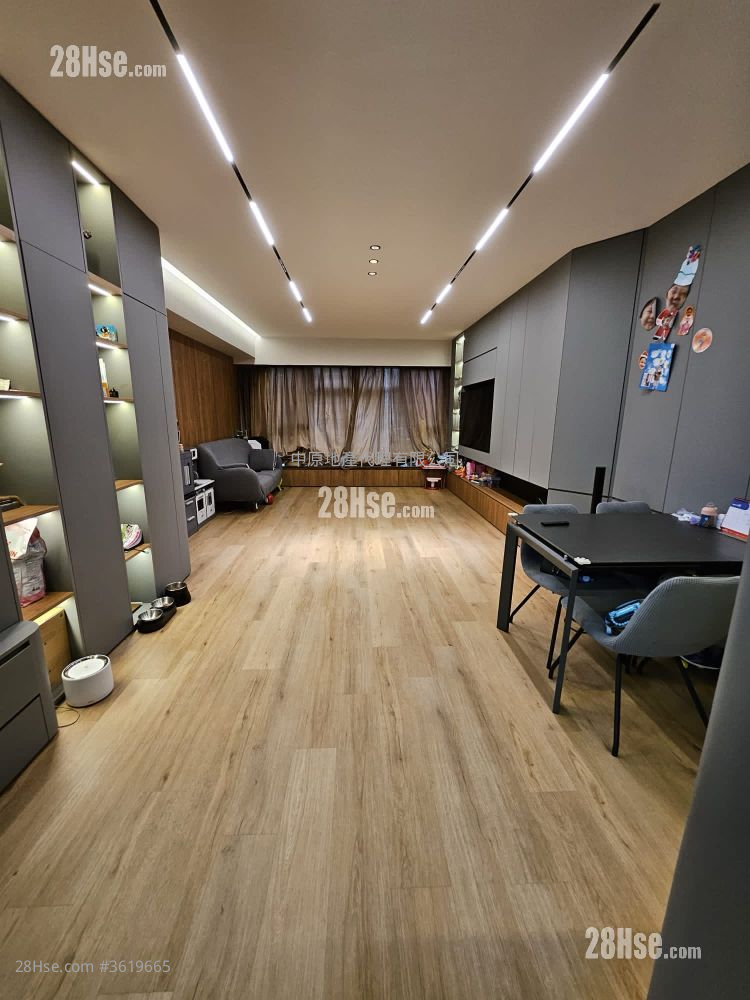 Constellation Cove Sell 3 Bedrooms 1,089 ft² Constellation Cove Sell 3 Bedrooms 1,089 ft²