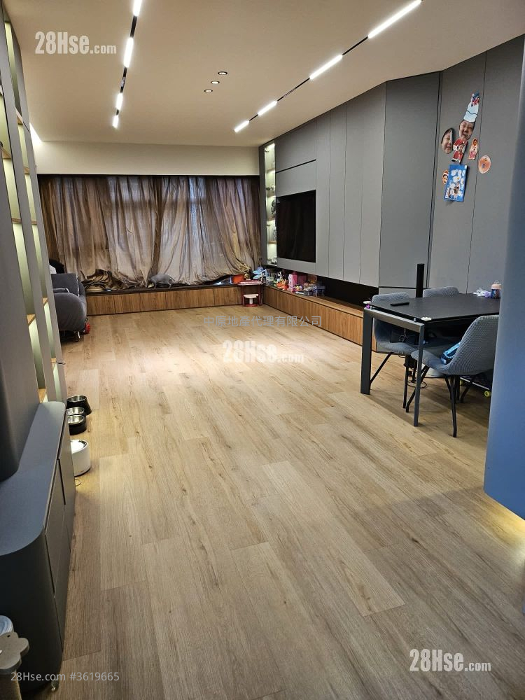 Constellation Cove Sell 3 Bedrooms 1,089 ft² Constellation Cove Sell 3 Bedrooms 1,089 ft²