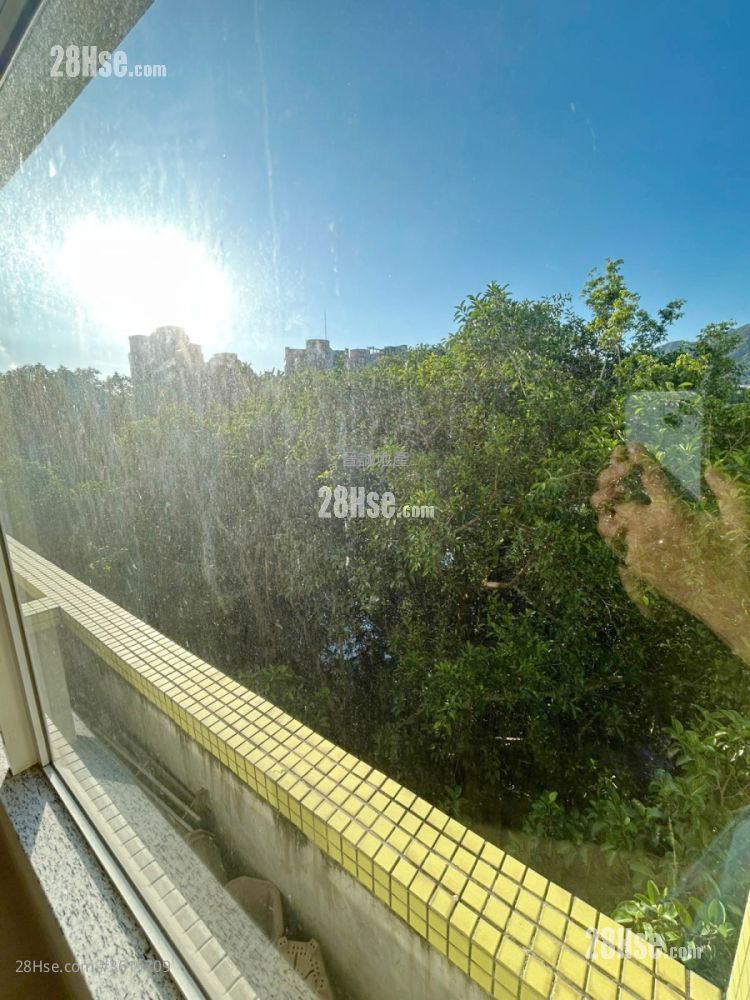 漣山 售盤 4 房 , 3 浴室 873 平方呎 漣山 售盤 4 房 , 3 浴室 873 平方呎