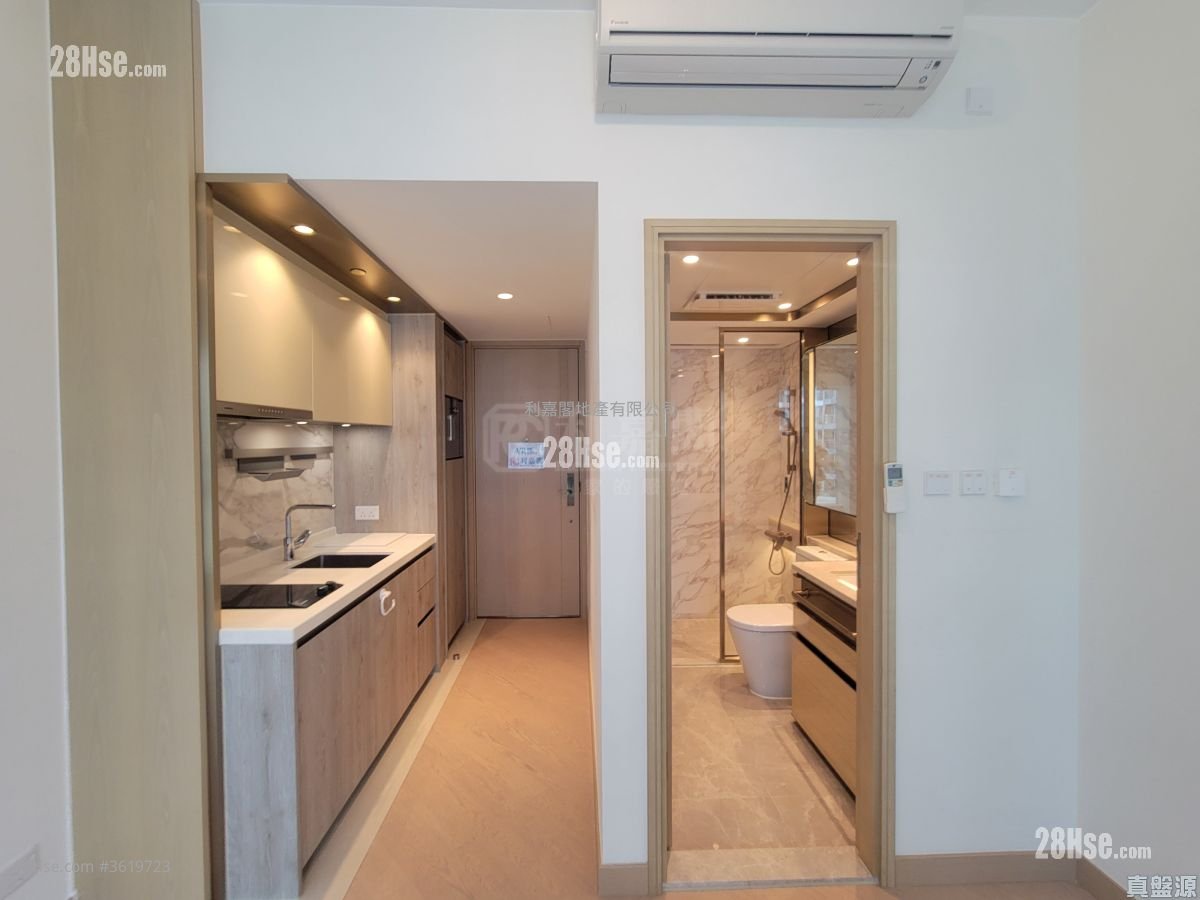 Grand Victoria Rental 278 ft² Grand Victoria Rental 278 ft²