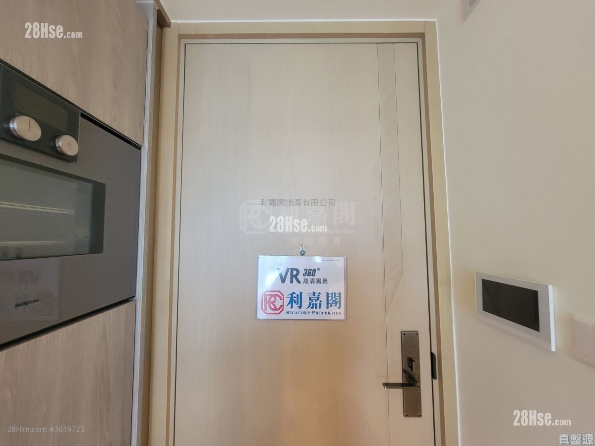 Grand Victoria Rental 278 ft² Grand Victoria Rental 278 ft²