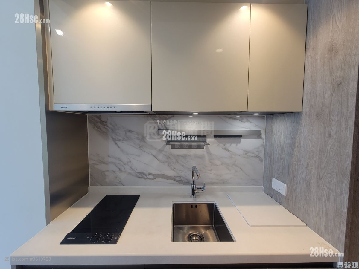 Grand Victoria Rental 278 ft² Grand Victoria Rental 278 ft²