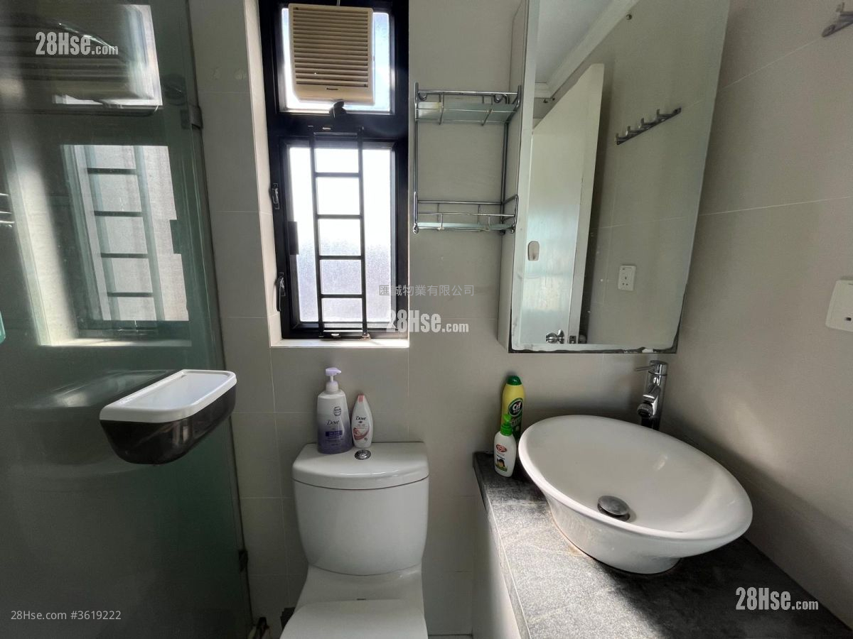 獅子石道1號 售盤 2 房 , 1 浴室 322 平方呎 獅子石道1號 售盤 2 房 , 1 浴室 322 平方呎