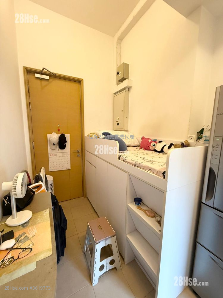 Eden Gate Rental 4 Bedrooms , 3 Bathrooms 1,575 ft² Eden Gate Rental 4 Bedrooms , 3 Bathrooms 1,575 ft²