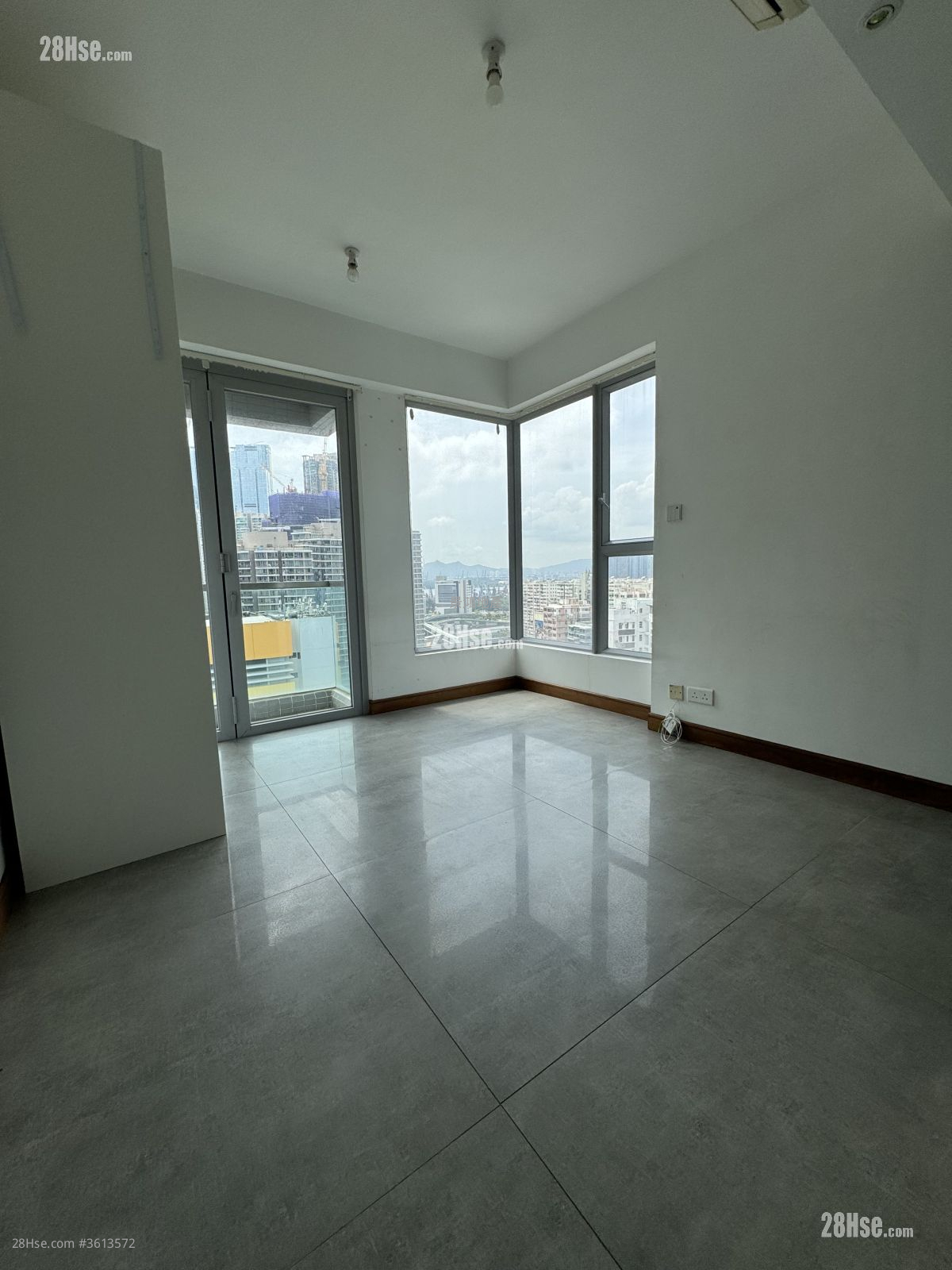 Ava62 Sell 206 ft² Ava62 Sell 206 ft²