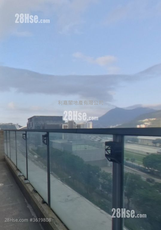 御龍山 售盤 3 房 773 平方呎 御龍山 售盤 3 房 773 平方呎