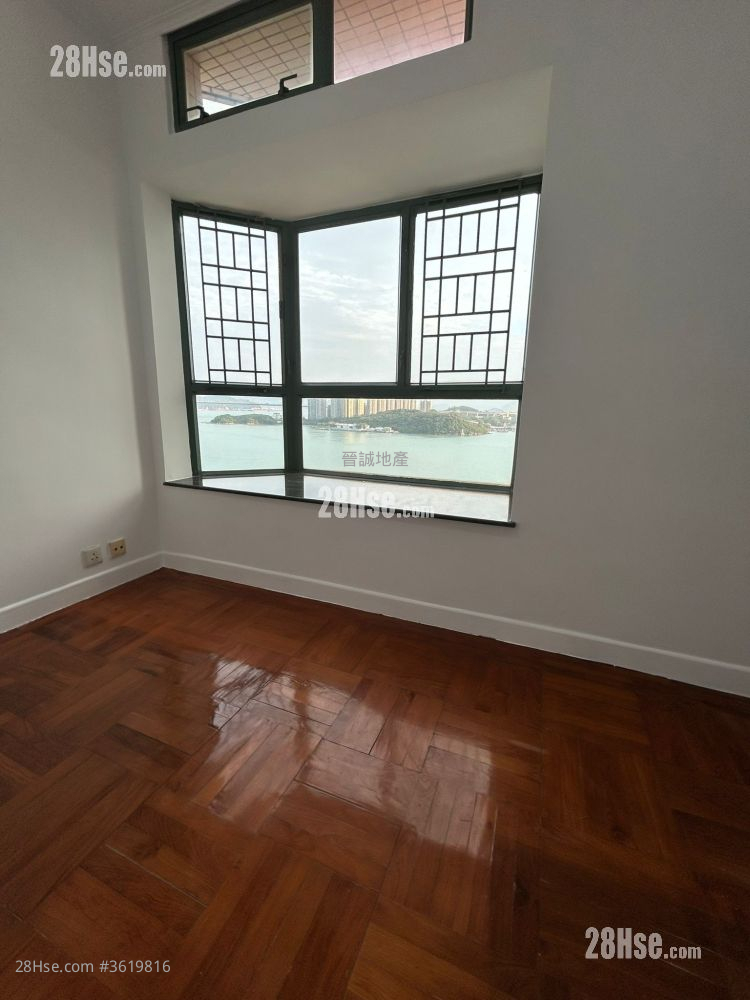 Sea Crest Villa Rental 3 Bedrooms , 2 Bathrooms 632 ft² Sea Crest Villa Rental 3 Bedrooms , 2 Bathrooms 632 ft²