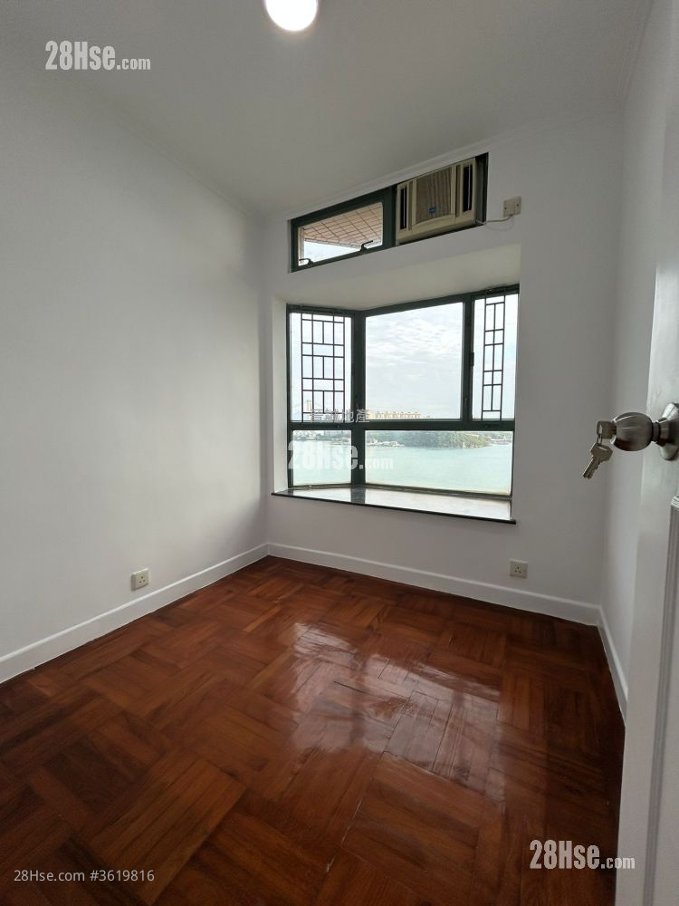 Sea Crest Villa Rental 3 Bedrooms , 2 Bathrooms 632 ft² Sea Crest Villa Rental 3 Bedrooms , 2 Bathrooms 632 ft²