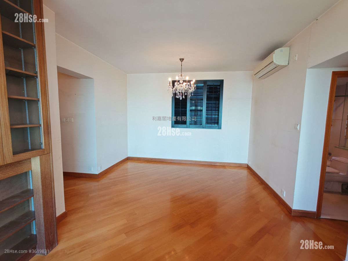 Coastal Skyline Rental 3 Bedrooms , 2 Bathrooms 806 ft² Coastal Skyline Rental 3 Bedrooms , 2 Bathrooms 806 ft²