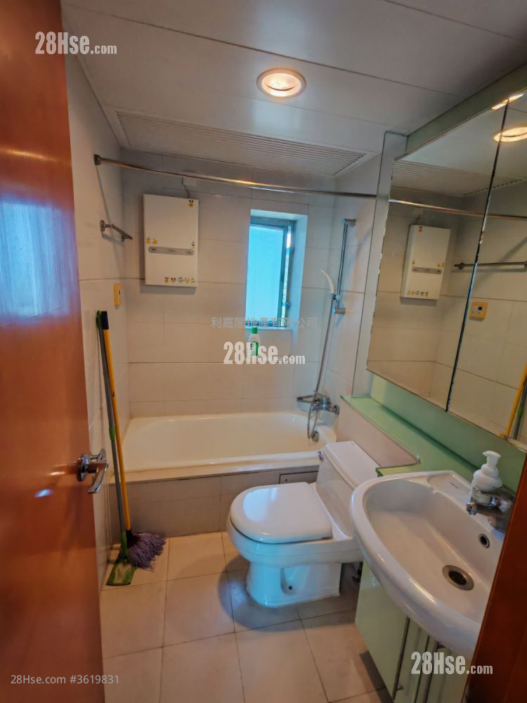 Coastal Skyline Rental 3 Bedrooms , 2 Bathrooms 806 ft² Coastal Skyline Rental 3 Bedrooms , 2 Bathrooms 806 ft²
