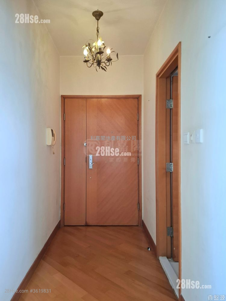Coastal Skyline Rental 3 Bedrooms , 2 Bathrooms 806 ft² Coastal Skyline Rental 3 Bedrooms , 2 Bathrooms 806 ft²
