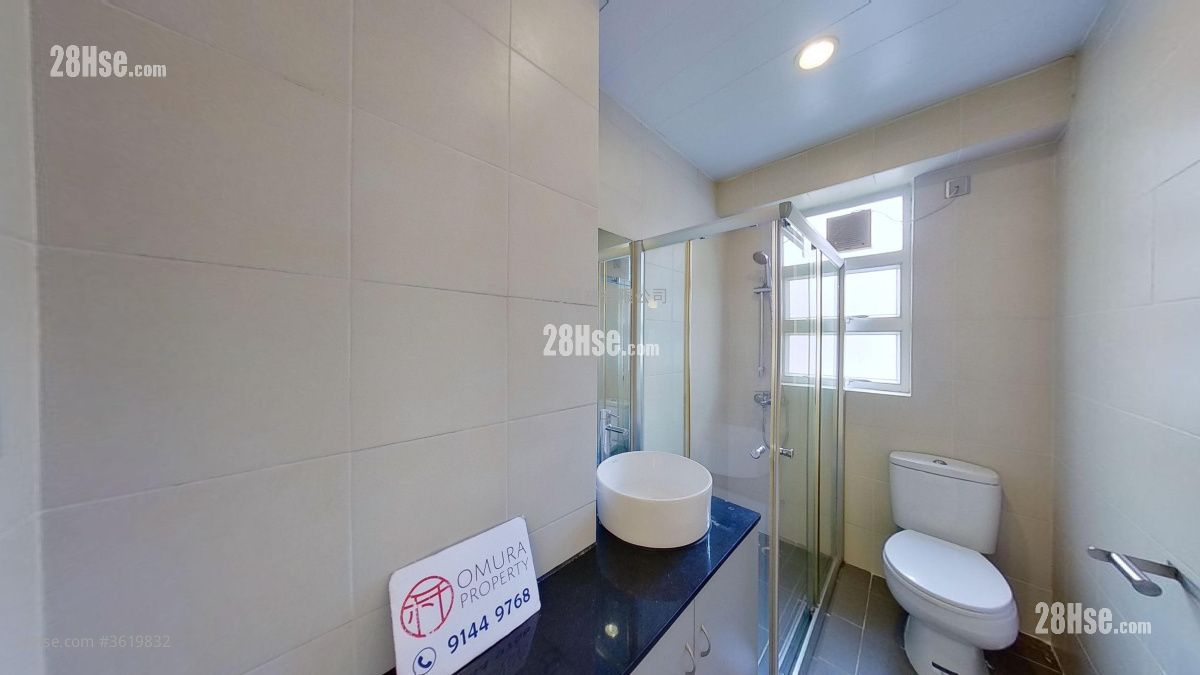 bathroom: Bonanza Court Rental 3 Bedrooms , 1 Bathroom 618 ft² bathroom: Bonanza Court Rental 3 Bedrooms , 1 Bathroom 618 ft²