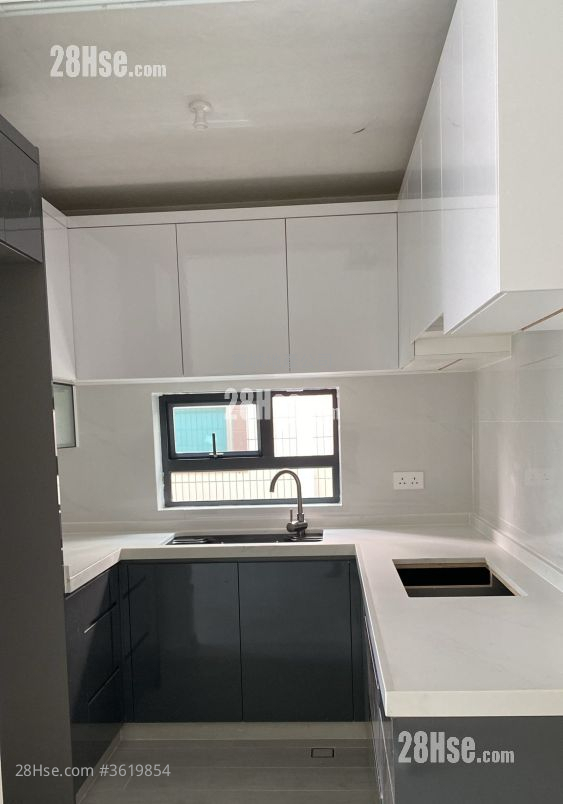 Village Rental 3 Bedrooms 630 ft² Village Rental 3 Bedrooms 630 ft²