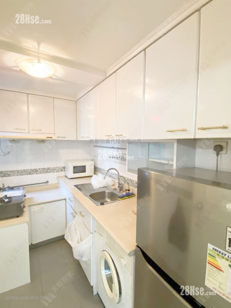 Greenpark Villa Sell 3 Bedrooms , 2 Bathrooms 716 ft² Greenpark Villa Sell 3 Bedrooms , 2 Bathrooms 716 ft²