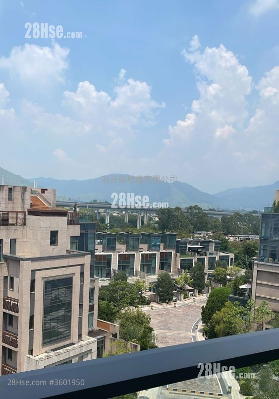 Riva Sell 3 Bedrooms 649 ft²