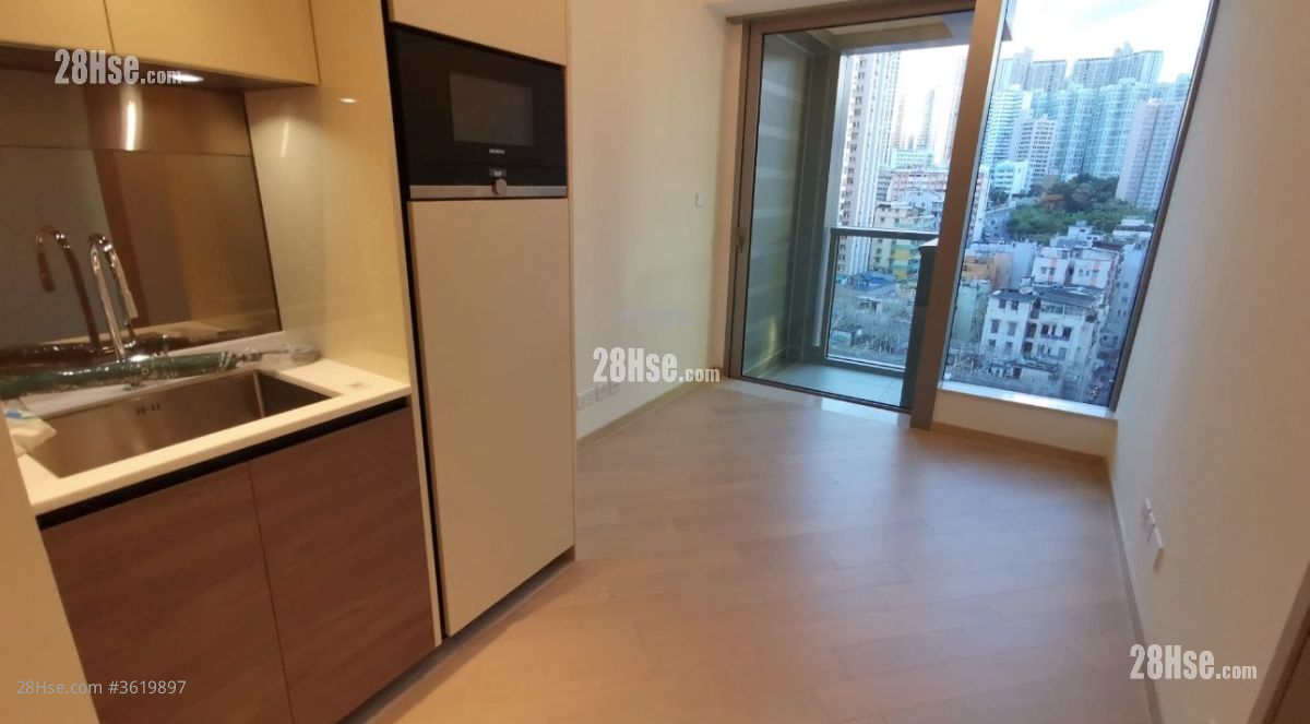 Grand Central Sell 333 ft² Grand Central Sell 333 ft²