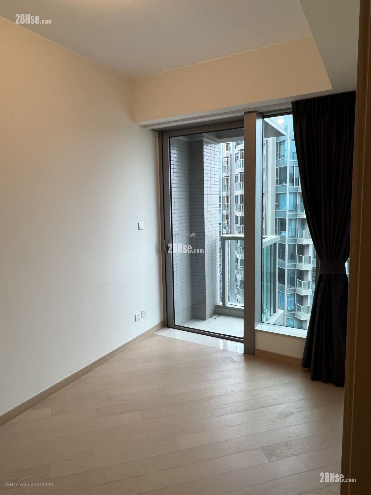 Grand Central Sell 2 Bedrooms 550 ft² Grand Central Sell 2 Bedrooms 550 ft²