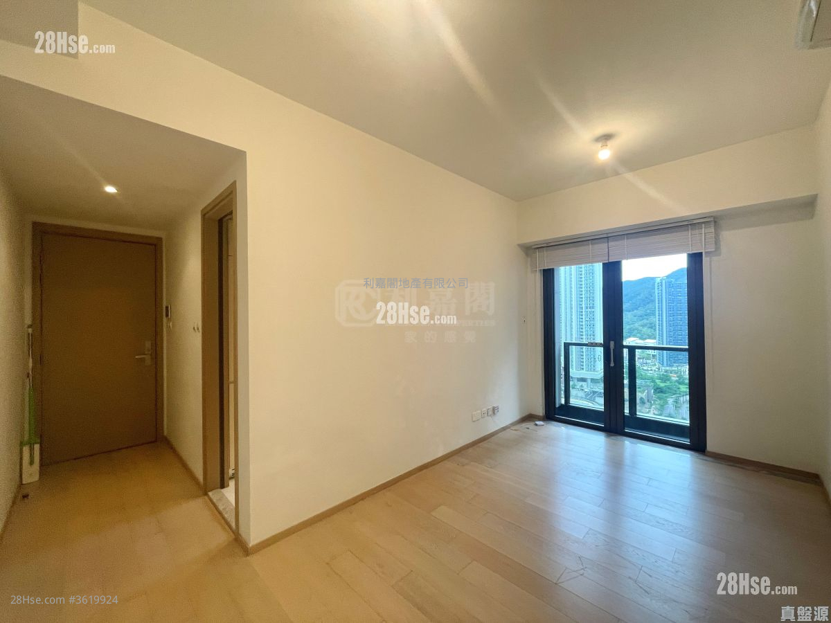 Lp6 Sell 2 Bedrooms 525 ft² Lp6 Sell 2 Bedrooms 525 ft²