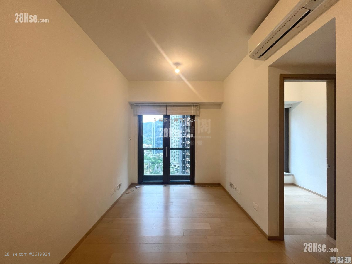 Lp6 Sell 2 Bedrooms 525 ft² Lp6 Sell 2 Bedrooms 525 ft²