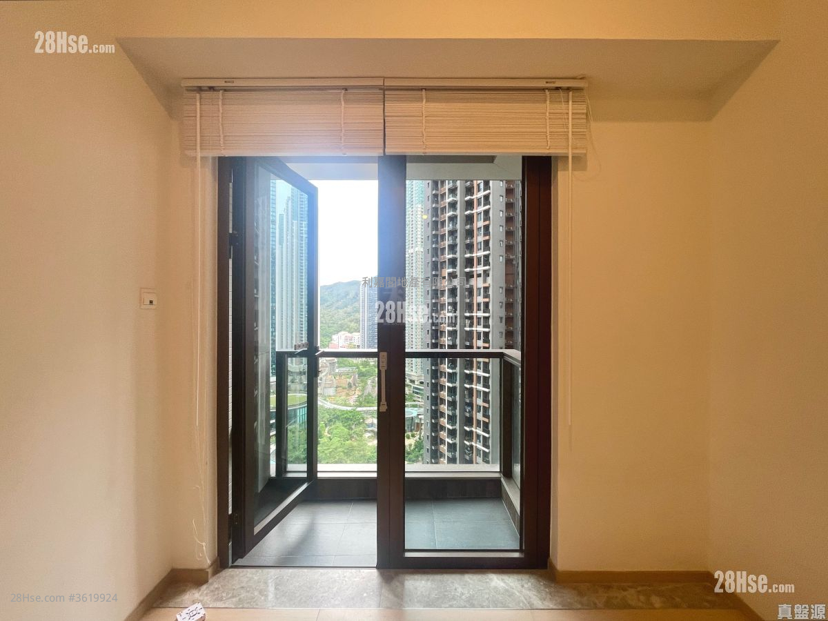 Lp6 Sell 2 Bedrooms 525 ft² Lp6 Sell 2 Bedrooms 525 ft²