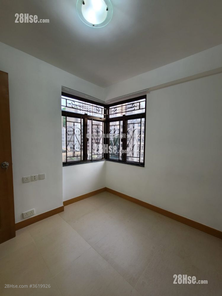 Fortress Garden Rental 3 Bedrooms , 2 Bathrooms 652 ft² Fortress Garden Rental 3 Bedrooms , 2 Bathrooms 652 ft²