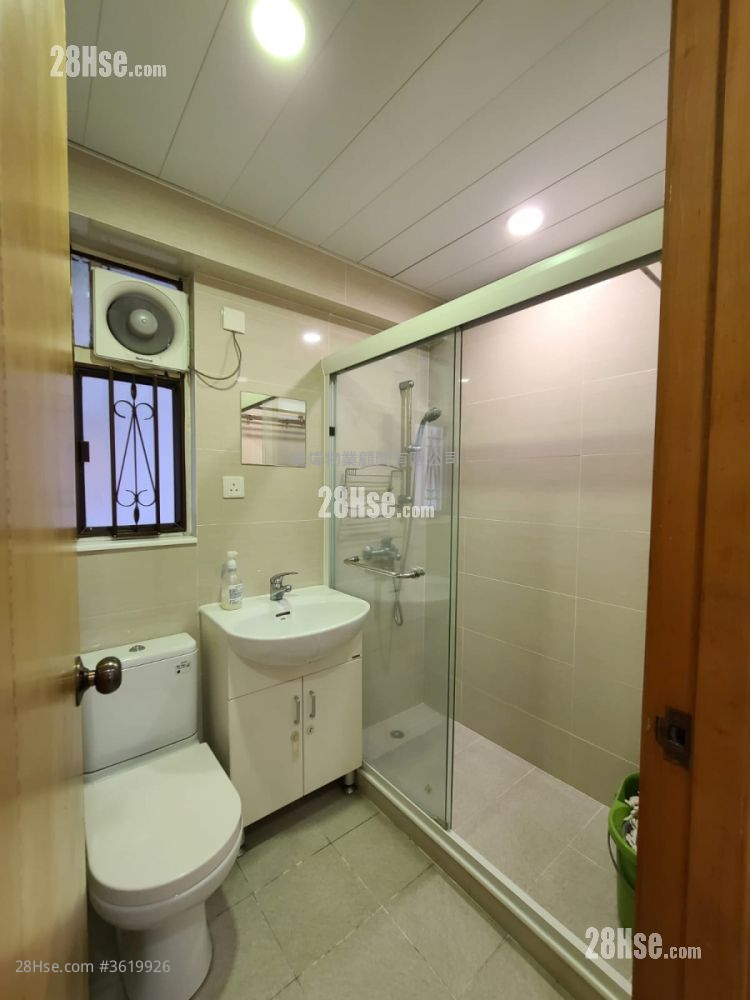 Fortress Garden Rental 3 Bedrooms , 2 Bathrooms 652 ft² Fortress Garden Rental 3 Bedrooms , 2 Bathrooms 652 ft²