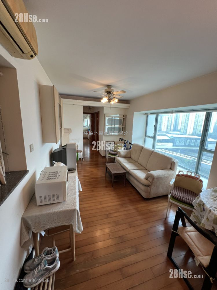 Seaview Crescent Sell 2 Bedrooms 508 ft² Seaview Crescent Sell 2 Bedrooms 508 ft²