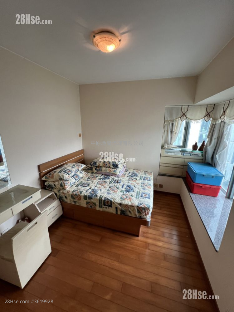 Seaview Crescent Sell 2 Bedrooms 508 ft² Seaview Crescent Sell 2 Bedrooms 508 ft²