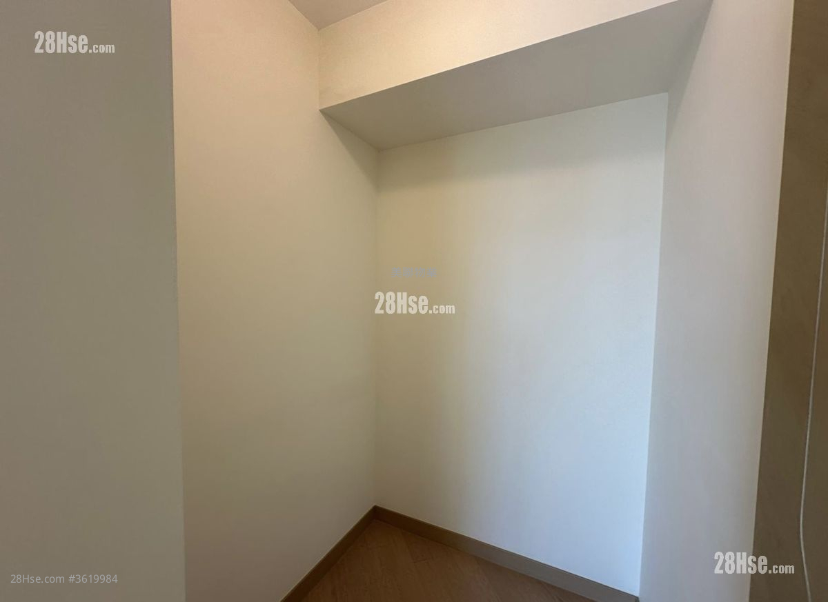 Grand Victoria Rental 3 Bedrooms , 3 Bathrooms 948 ft² Grand Victoria Rental 3 Bedrooms , 3 Bathrooms 948 ft²