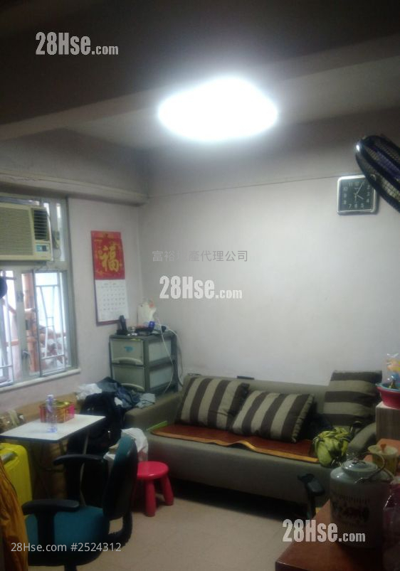 香城大廈 租盤 2 房 , 1 浴室 330 平方呎