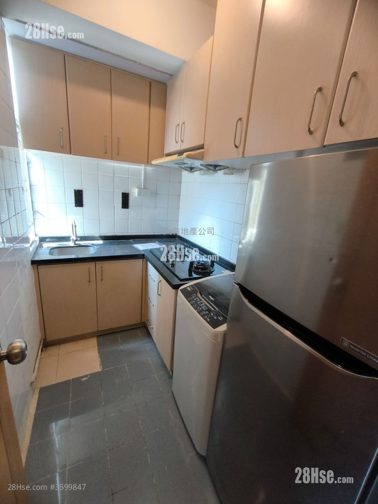 Wing Fu Mansion Rental 2 Bedrooms , 1 Bathroom 323 ft²